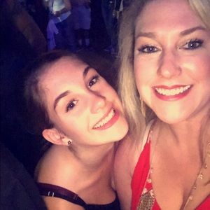 Meet your Posher, Mallory